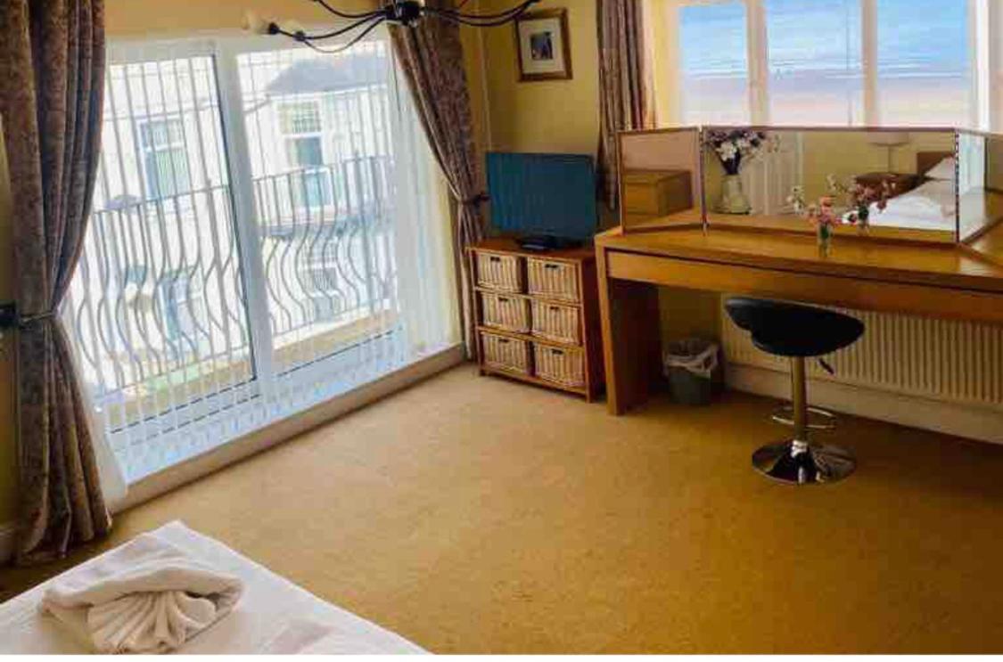 Ffynonn Wen Villa Rhôs-on-Sea Екстериор снимка